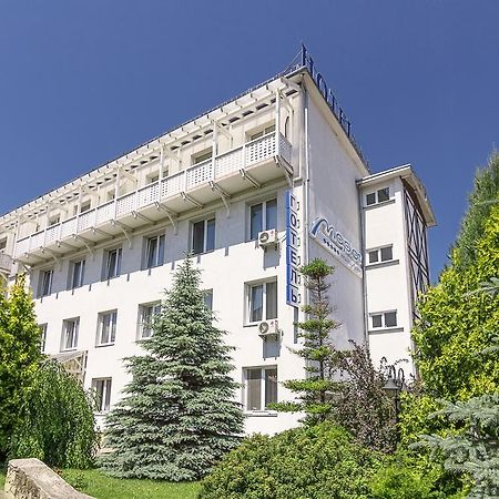 Mariot Medical Center Hotel Truskavets Exterior photo