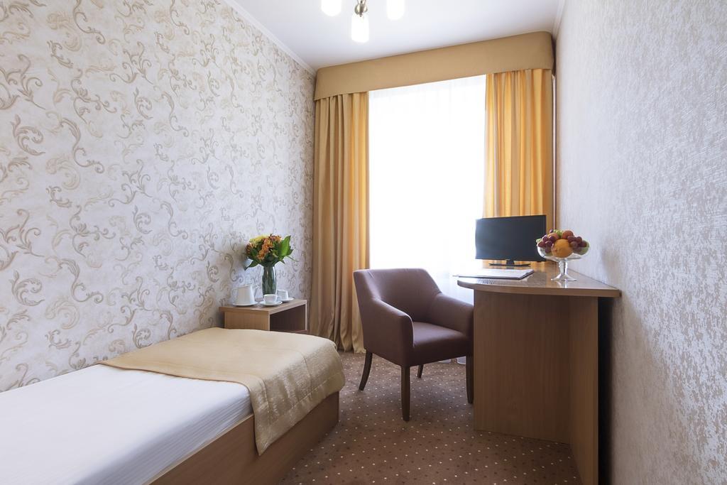 Mariot Medical Center Hotel Truskavets Exterior photo