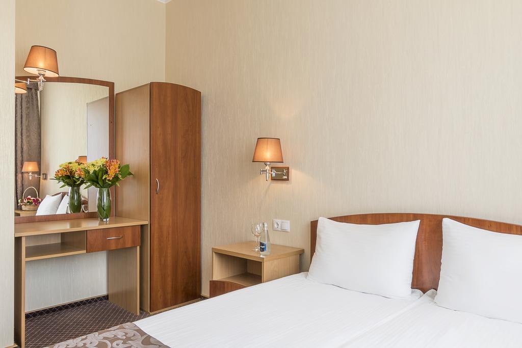 Mariot Medical Center Hotel Truskavets Exterior photo