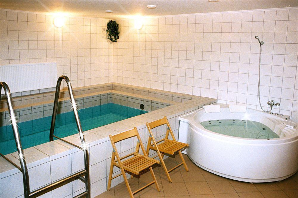 Mariot Medical Center Hotel Truskavets Exterior photo